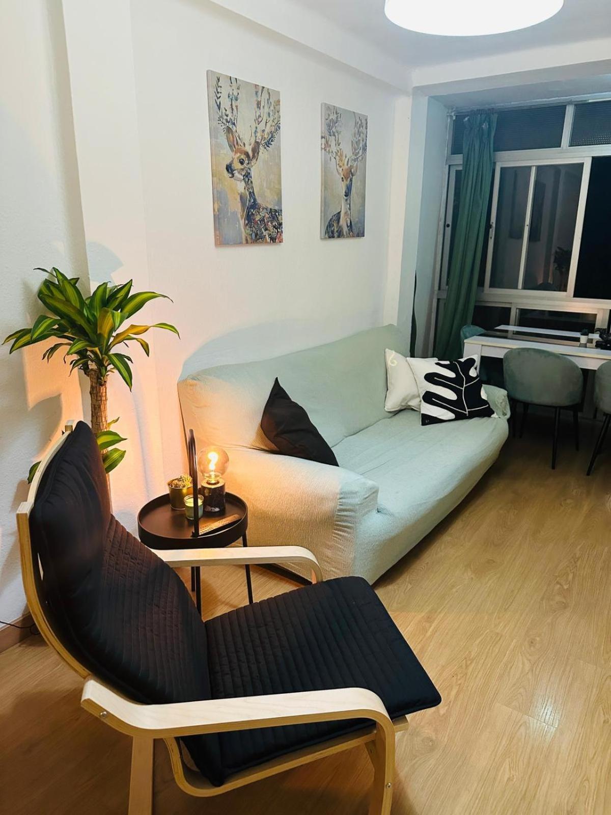 Malaga Centro Apartment Exterior photo